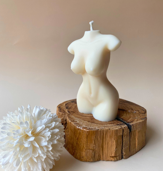 bougie décorative parfumée en forme de buste femme