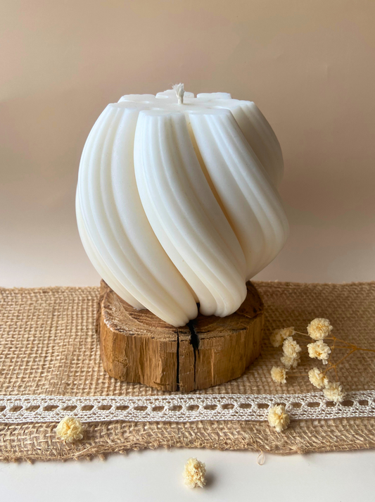 bougie parfumée décorative spirale blanc
